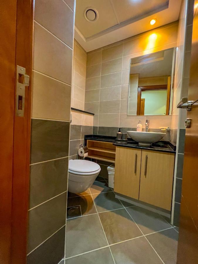 Exquisite, Luxe 1Bd Apartment, Unparalleled Sea Views, Prime Dubai Marina Location & Full Kitchen By "La Buena Vida Holiday Homes Esterno foto